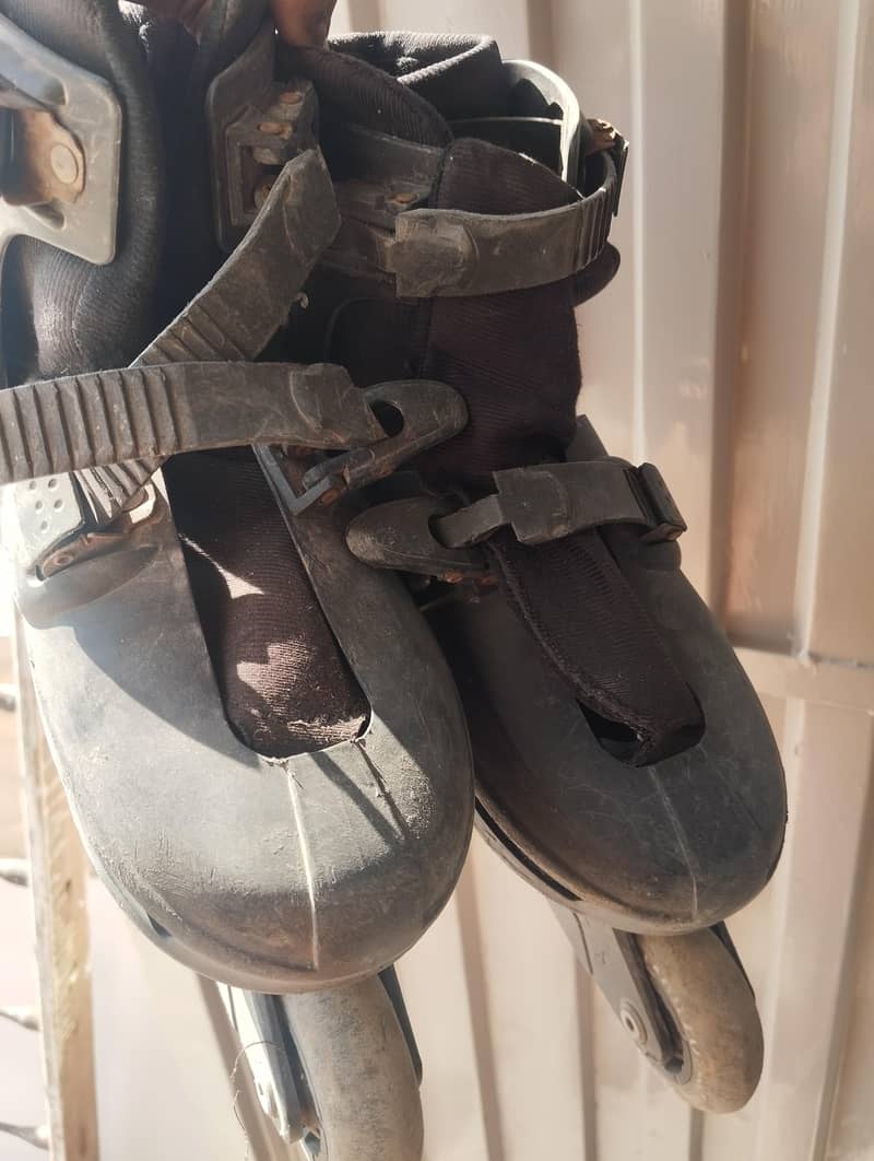 skating shoes 3