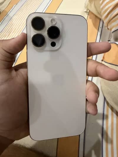 Apple iPhone 16 Pro Max