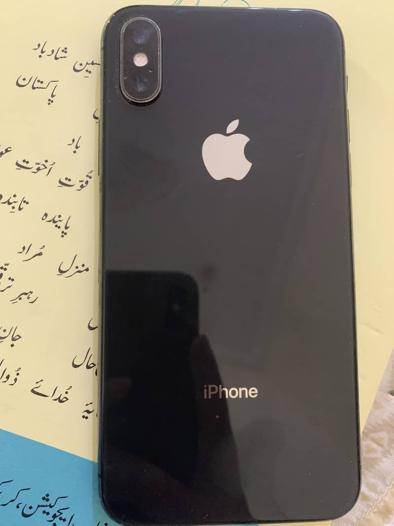 Apple iPhone XS 3