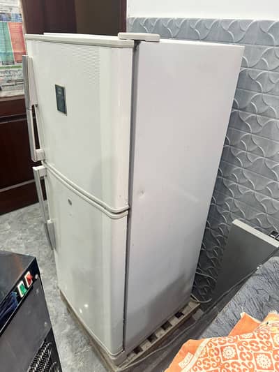 Dawlance fridge