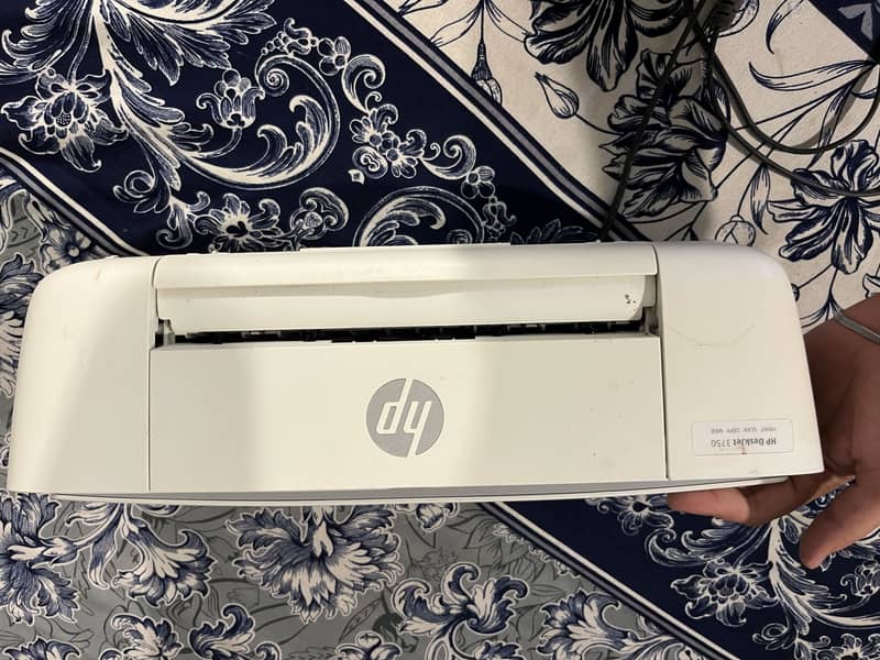 Deskjet3750 1