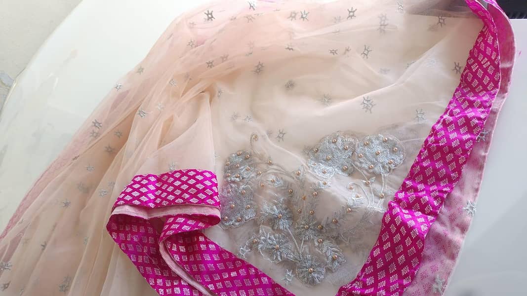 dresses 14