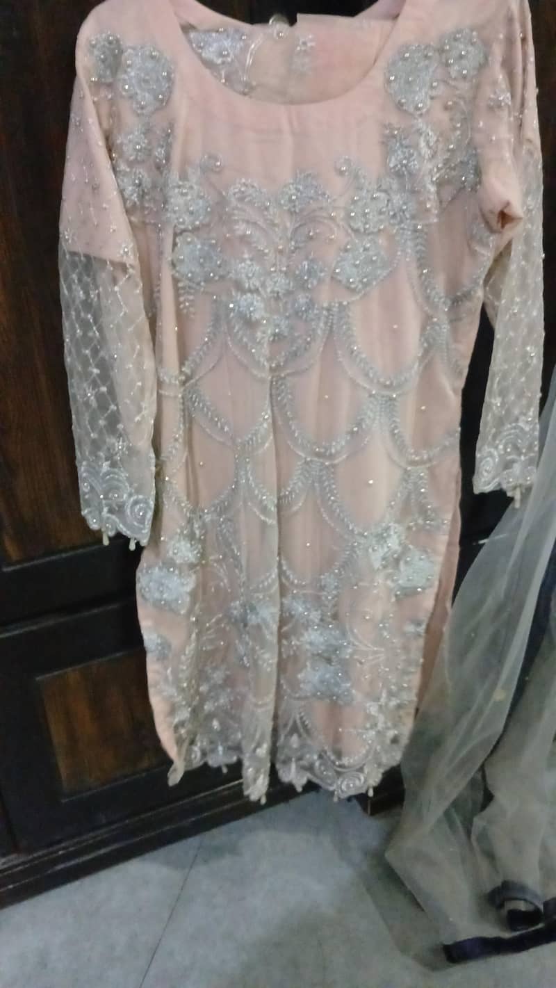 dresses 18