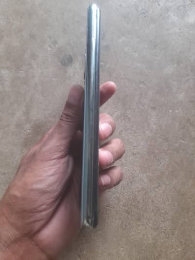 vivo y17