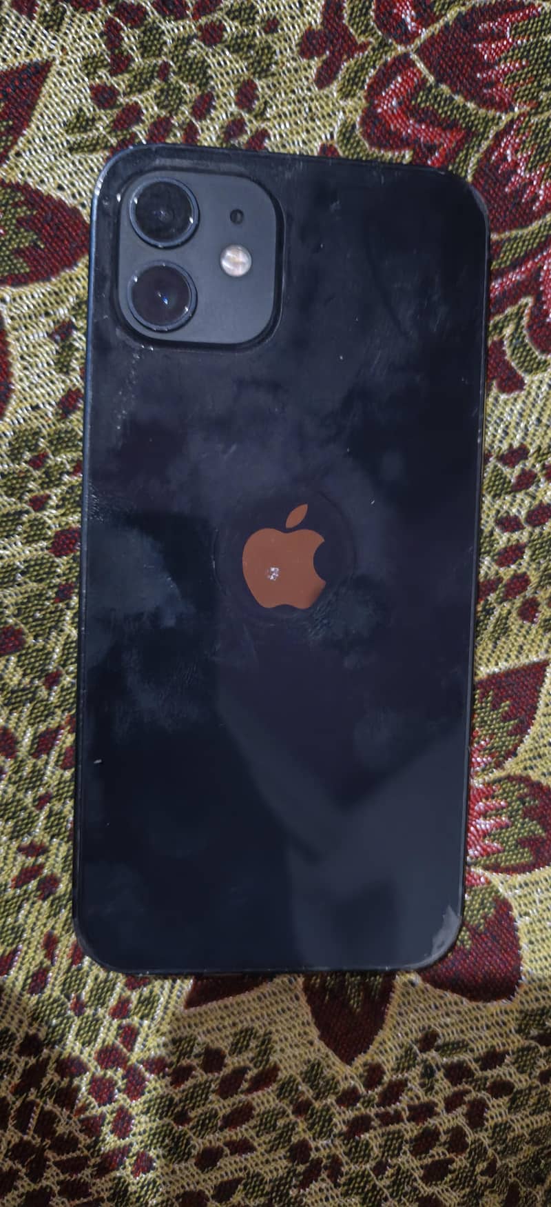 Apple iPhone 12 1
