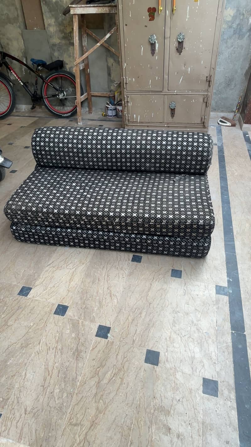 Sofa come bed 0