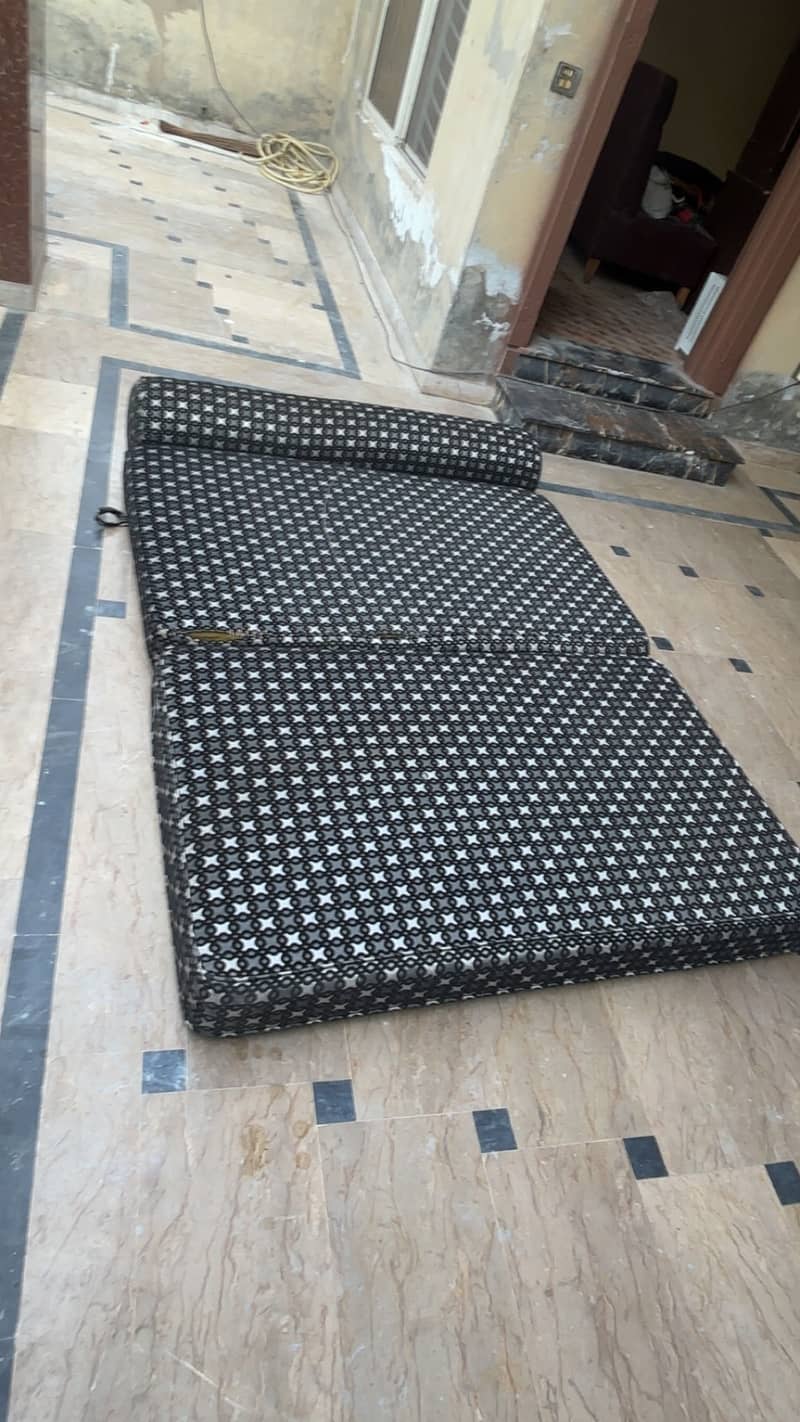 Sofa come bed 1