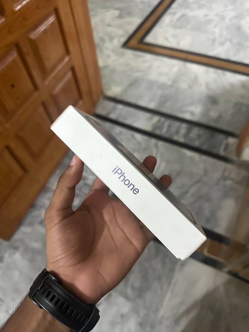 Apple iPhone 14 Pro 1