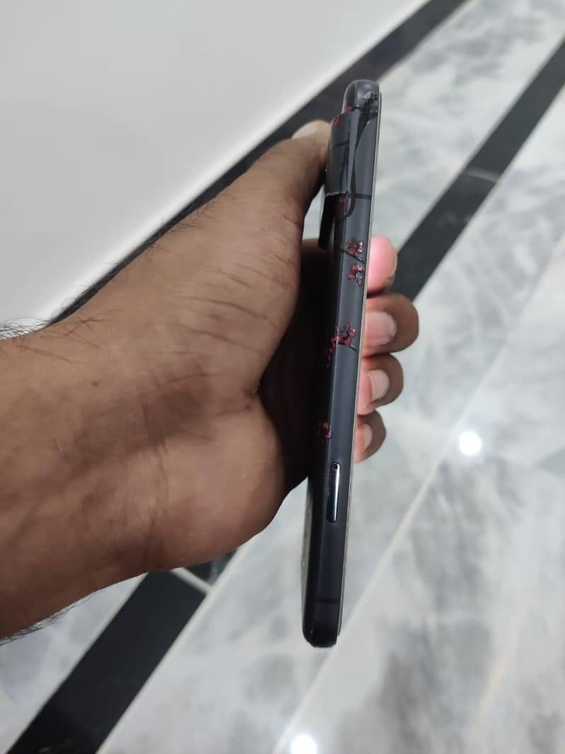 Google Pixel 8 2