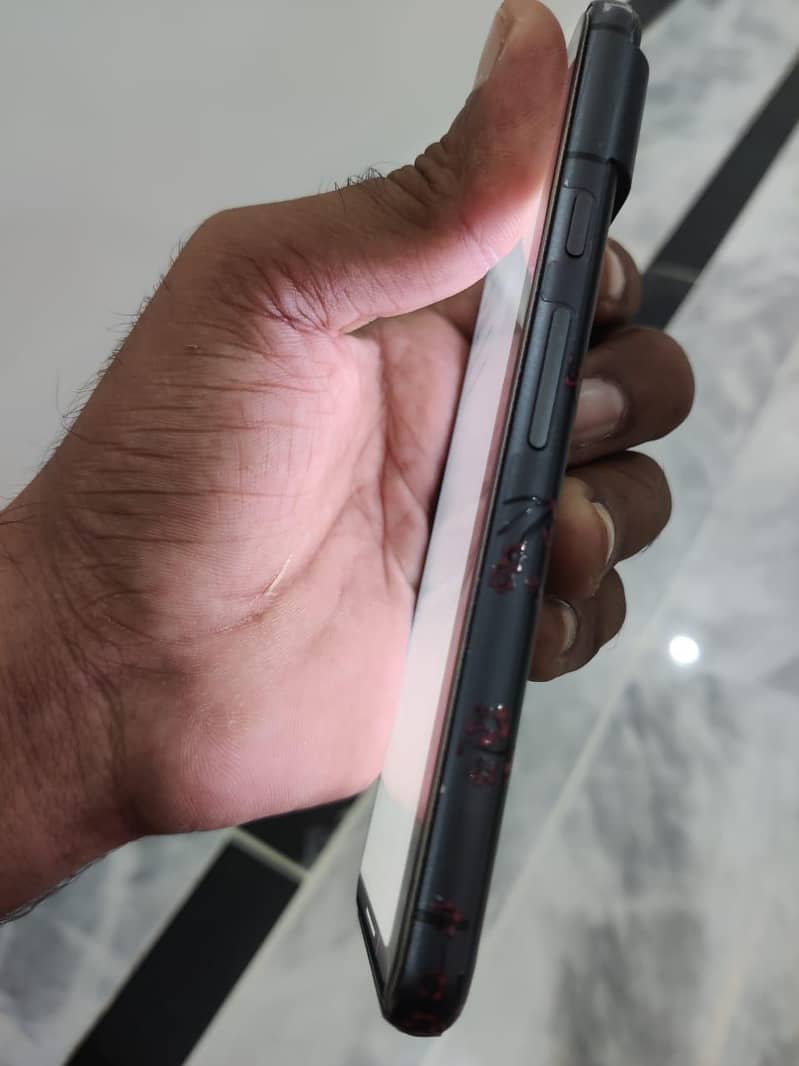 Google Pixel 8 3