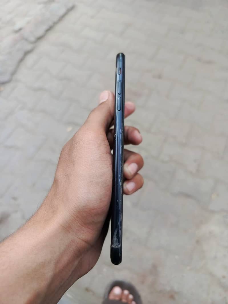 Apple iPhone 7 Plus 4