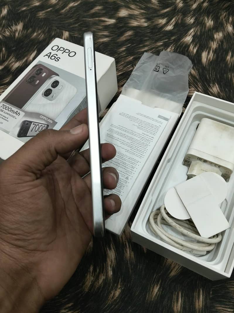 OPPO A6s 5