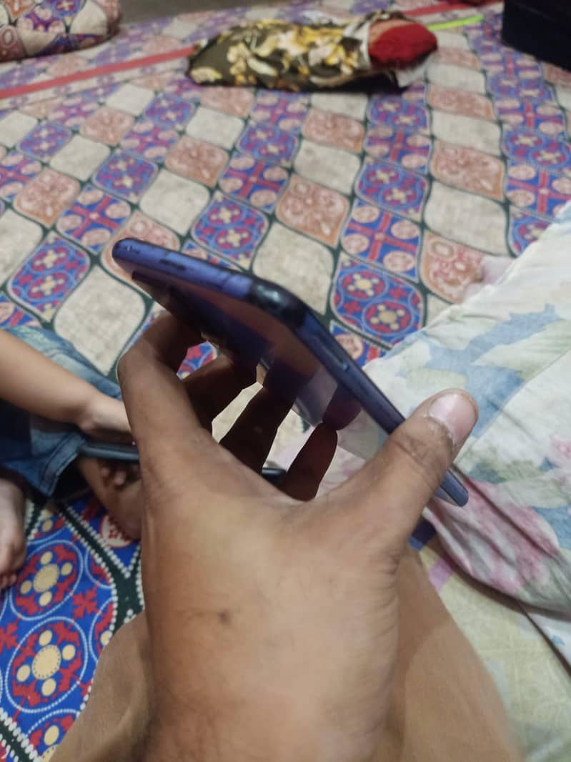 Vivo V21e 1