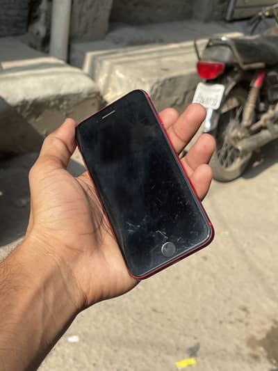 Apple iPhone SE