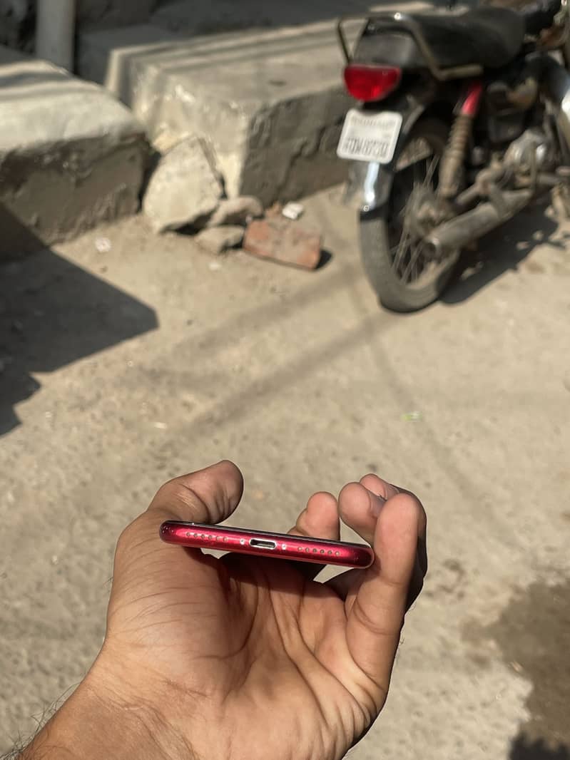Apple iPhone SE 4