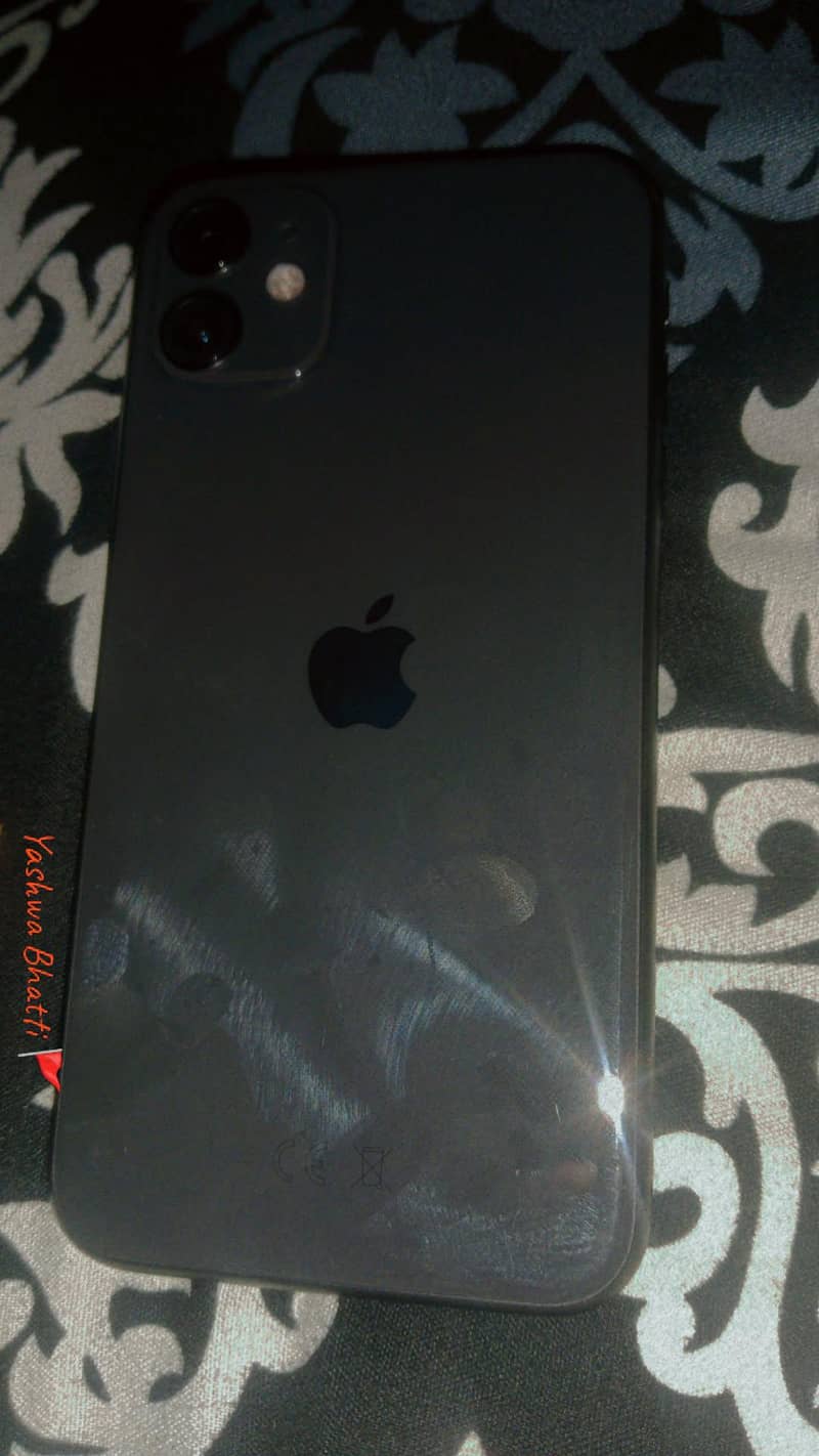 Apple iPhone 11 3