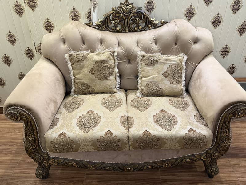 7 seater sofa set with table 2