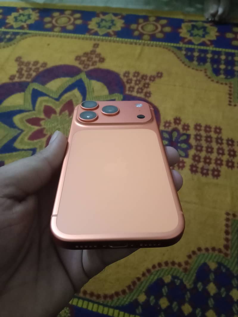 Apple iPhone 17 Pro 2