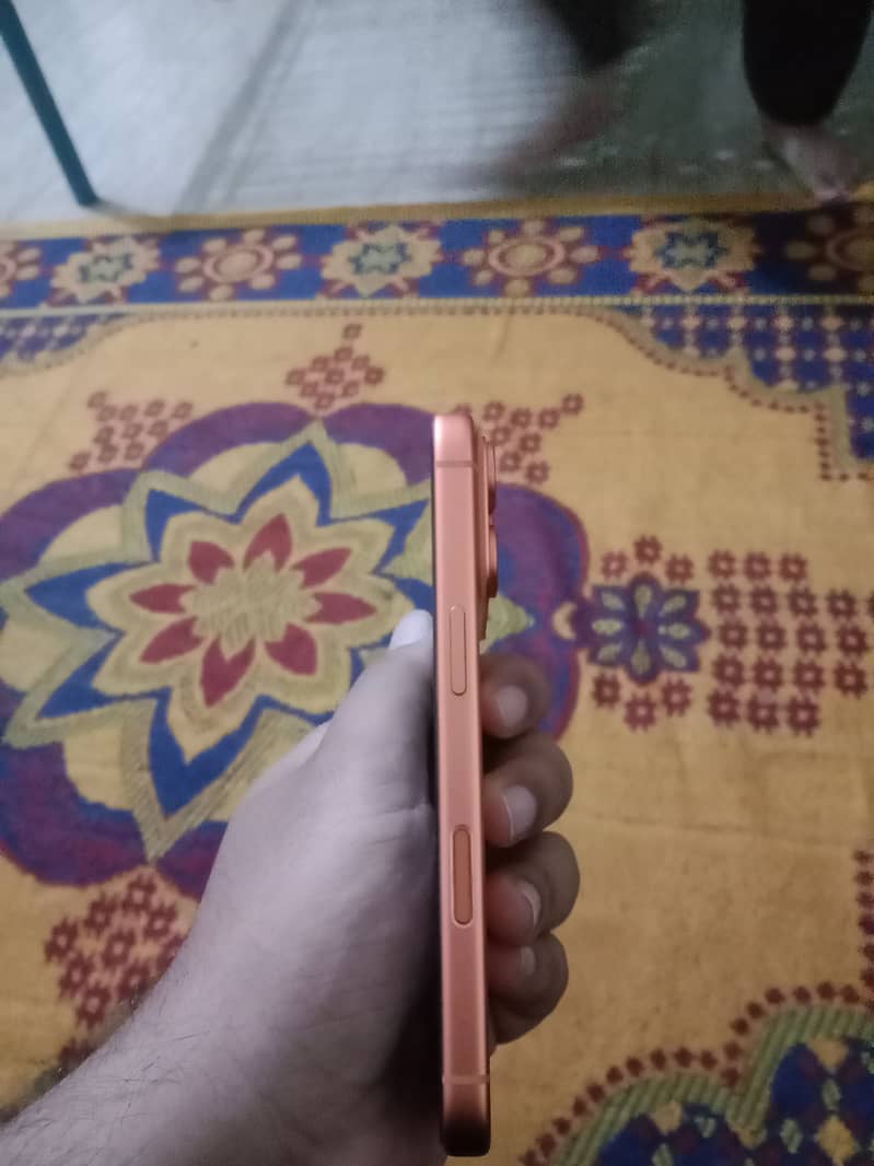 Apple iPhone 17 Pro 6