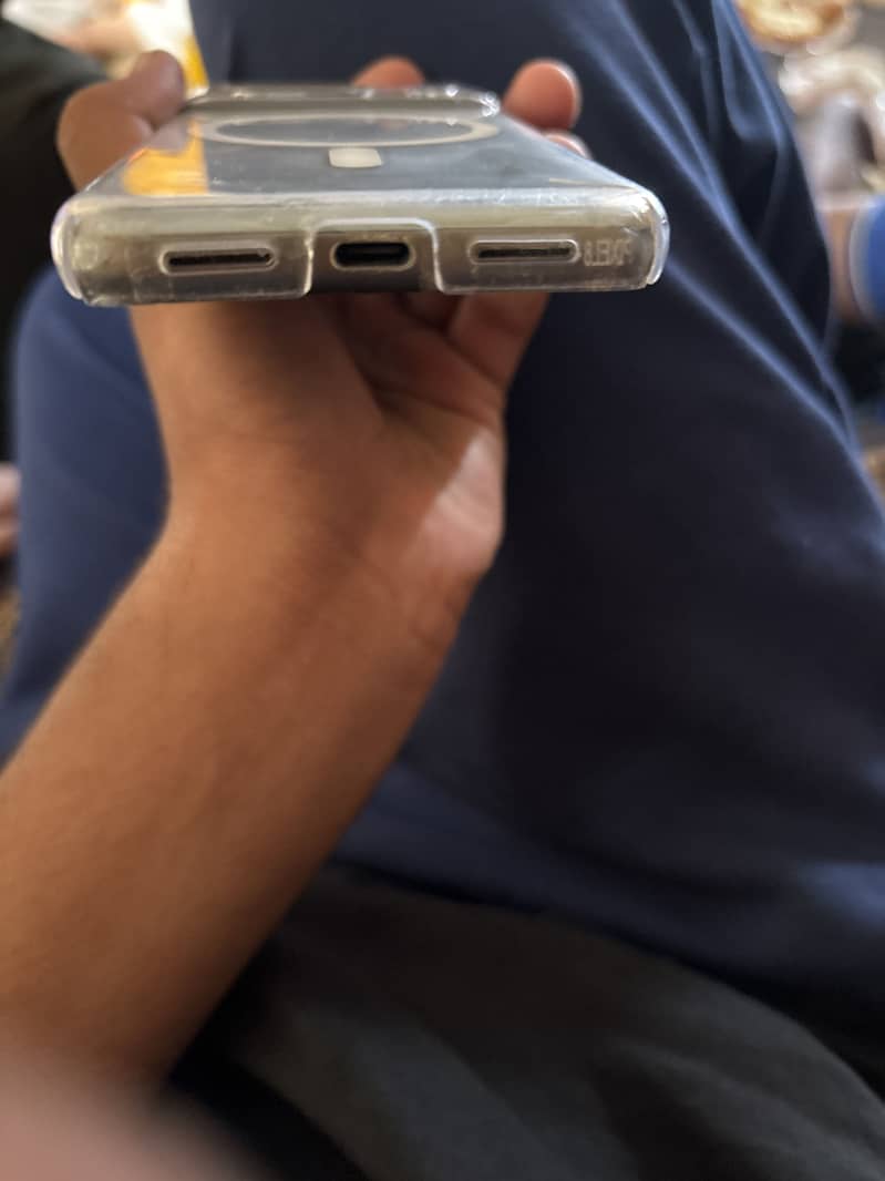 Google Pixel 8 3