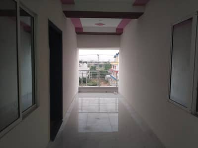 400 SQUARE FEET FLAT FOR SALE HOT LOCATION