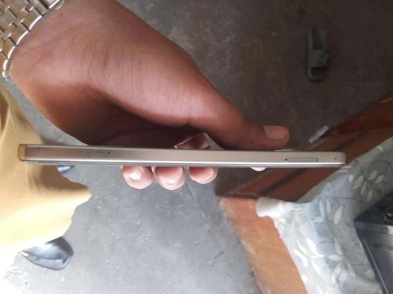 Tecno CAMON 30 1