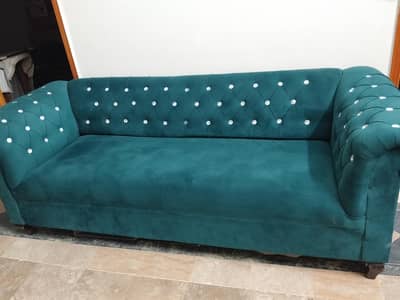 urgent sale 7 seater sofa 03005547677 Noman Ali janjua