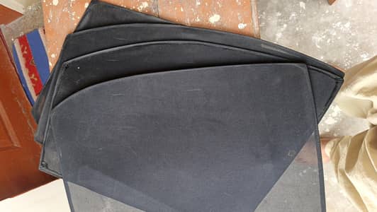 4 Sun shades for indus carolla in new condition