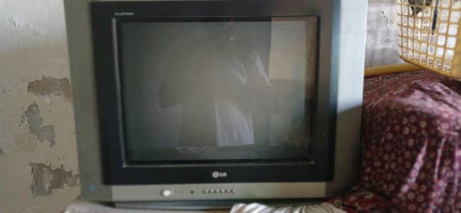 LG TV for sale