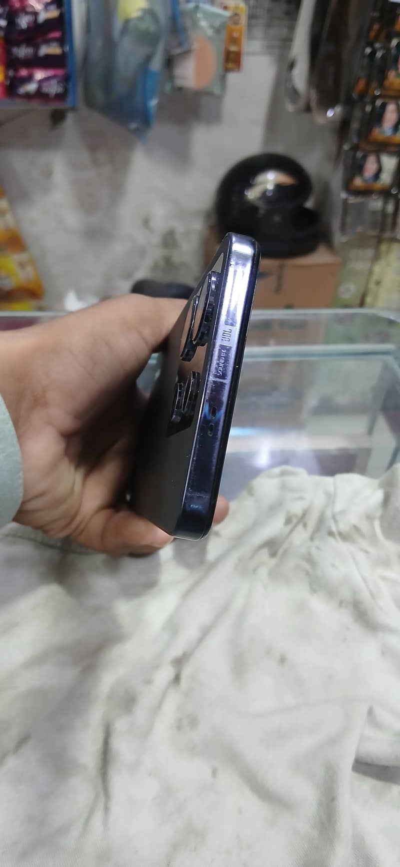 Infinix Note 30 5