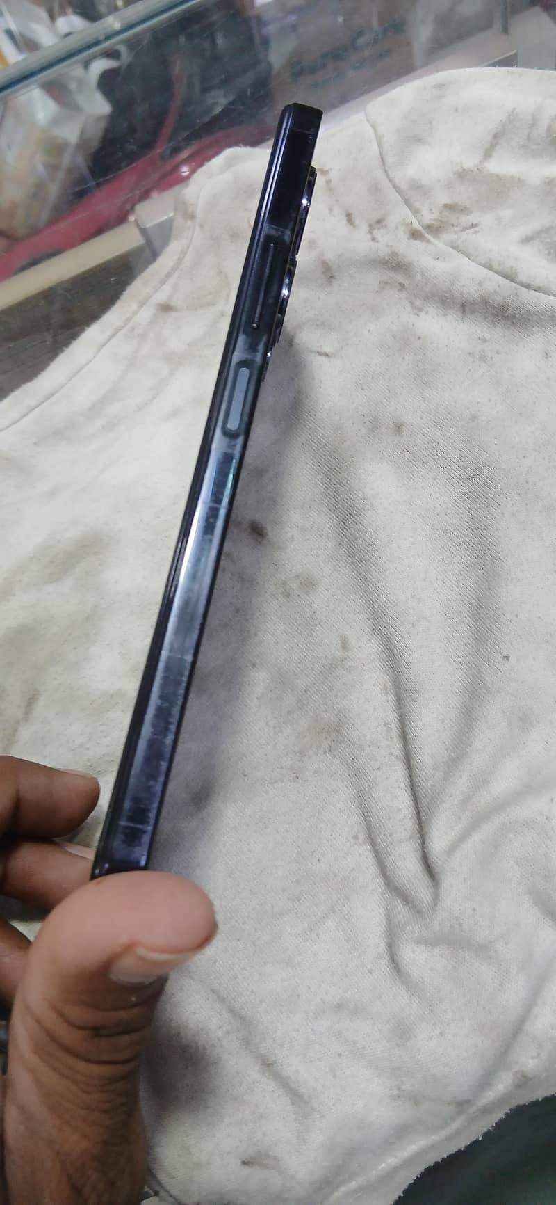 Infinix Note 30 8