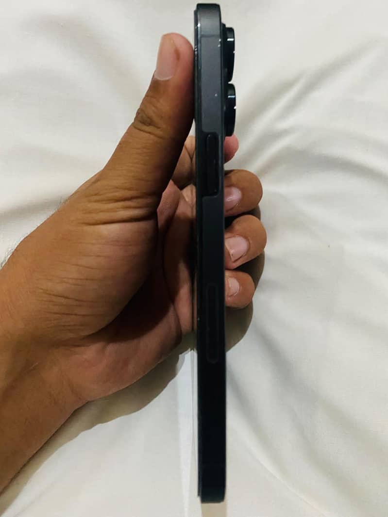 Apple iPhone 14 Pro Max 5