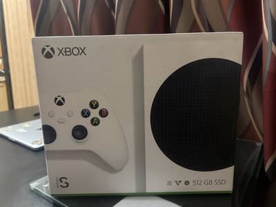 Xbox Series S (512gb) just box open