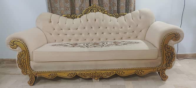 URGENT SALE 5 Seater Luxury Sofa Set – 10/10 Condition