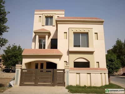 5 MARLA FULL HOUSE FOR RENT BAHRIA ORCHARD BRAND NEW HOUSE
