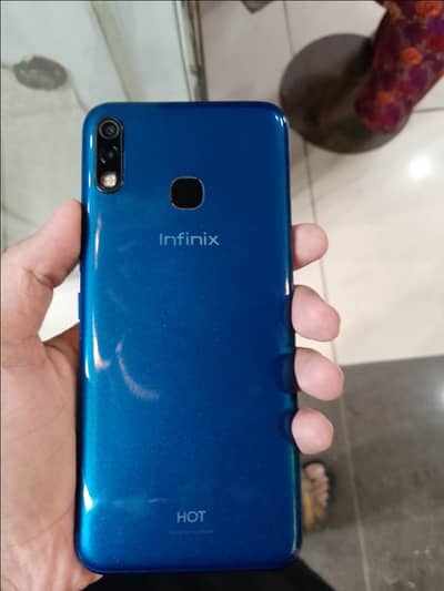 Infinix Hot 8 Lite