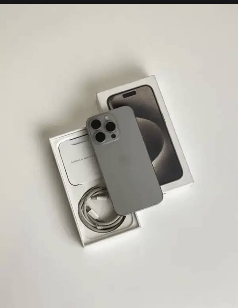 Apple iPhone 15 Pro 0