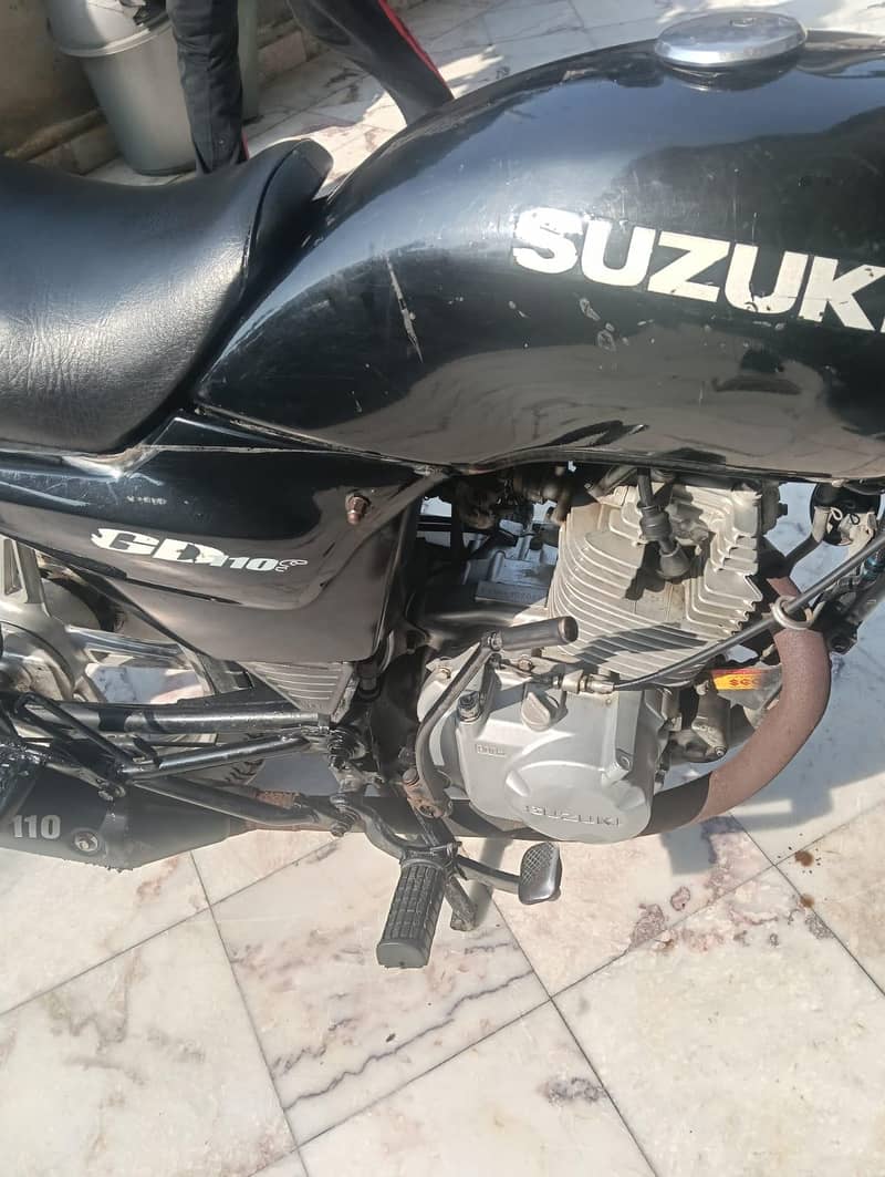 SUZUKI 110 4