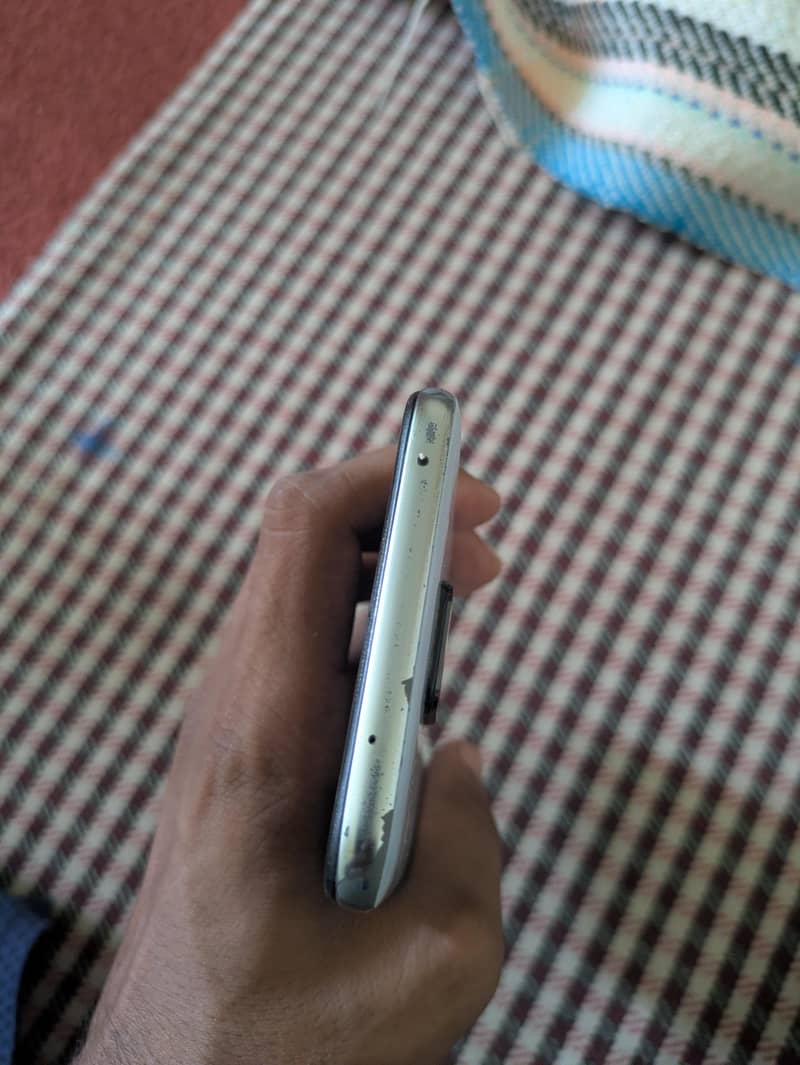 Xiaomi Redmi Note 9S 1