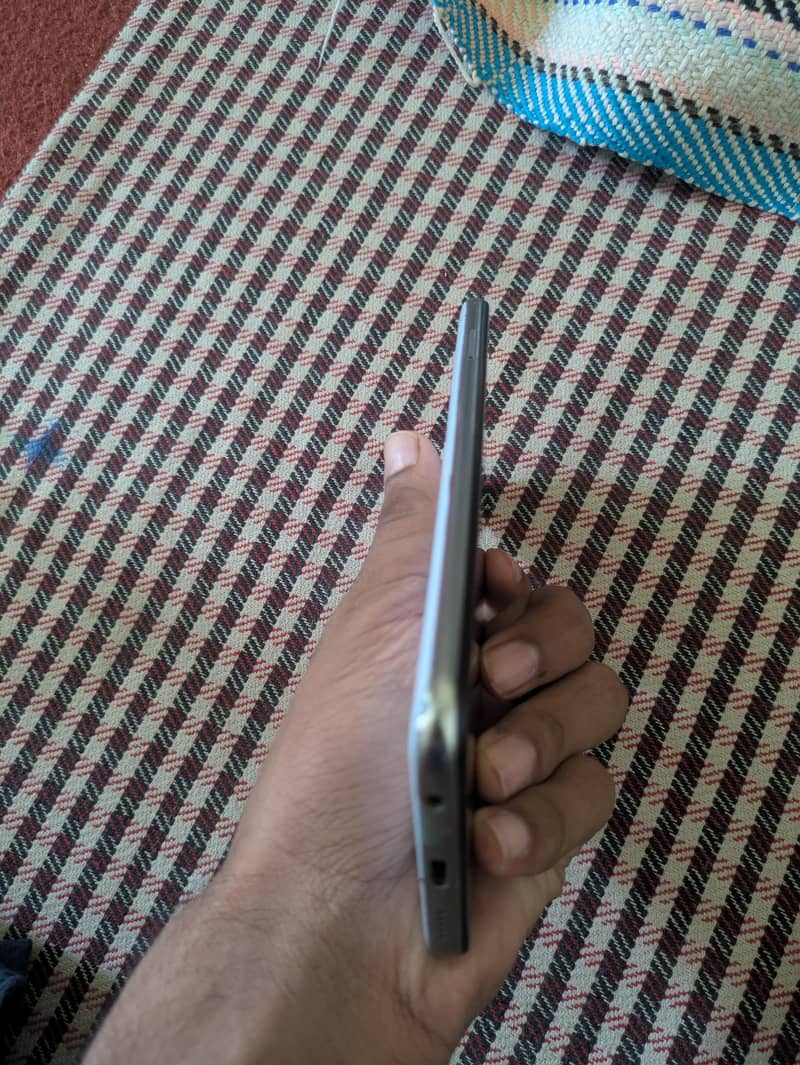 Xiaomi Redmi Note 9S 3