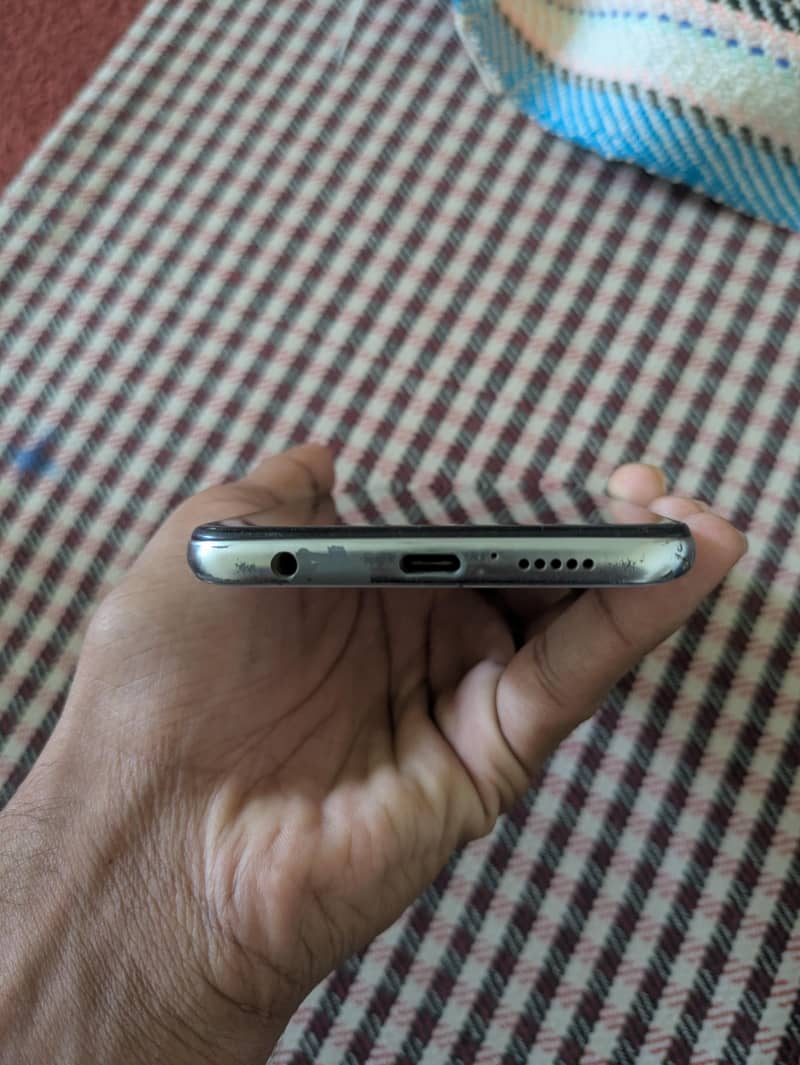 Xiaomi Redmi Note 9S 4