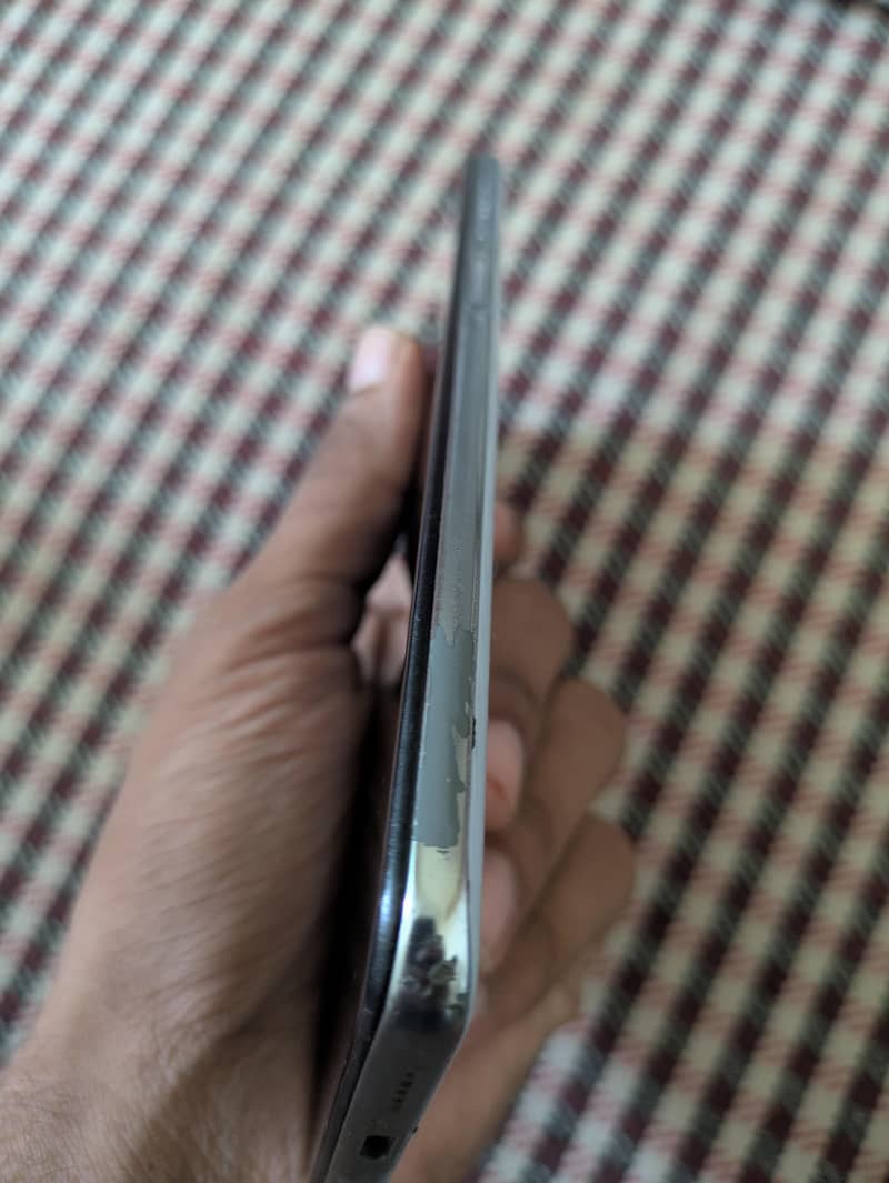 Xiaomi Redmi Note 9S 7