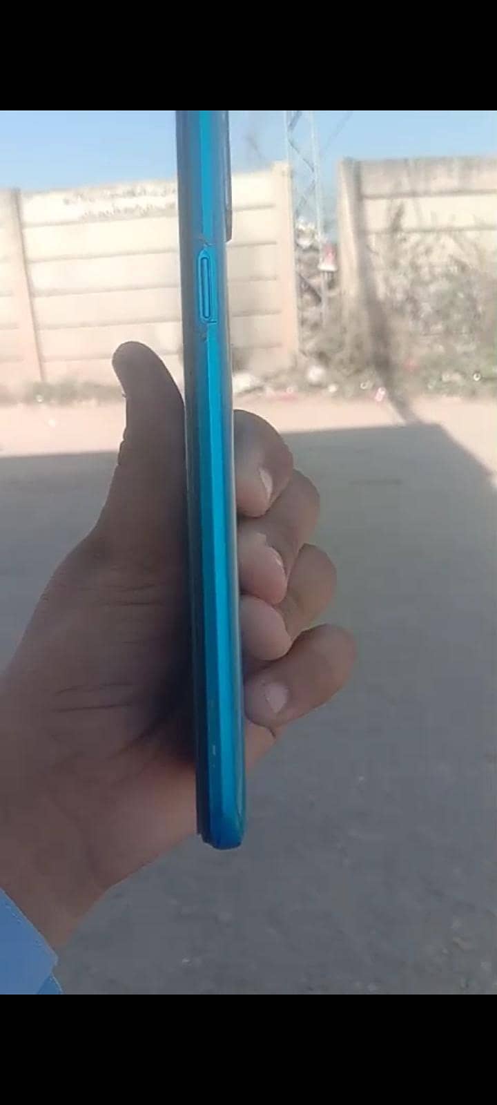 Realme C3 4