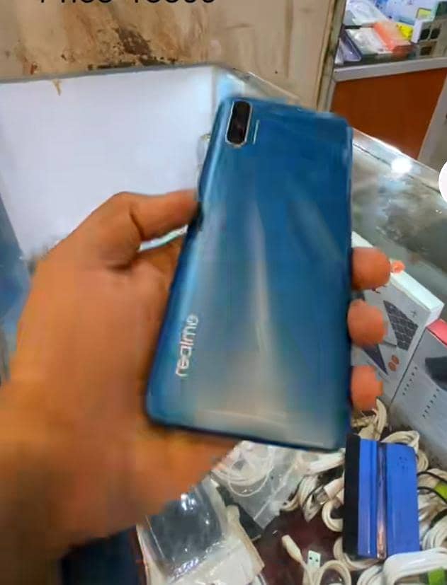 Realme C3 6