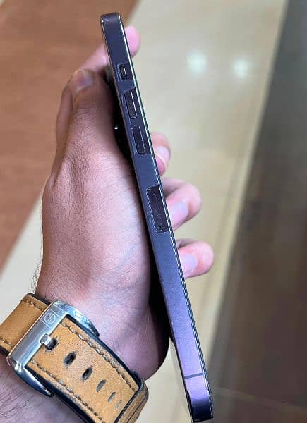 iphone 14pro max 4