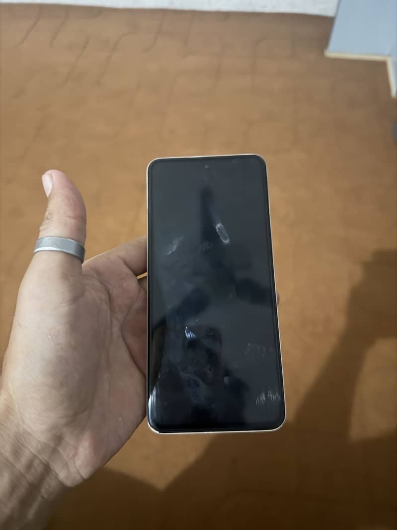 Realme 12 Plus 3