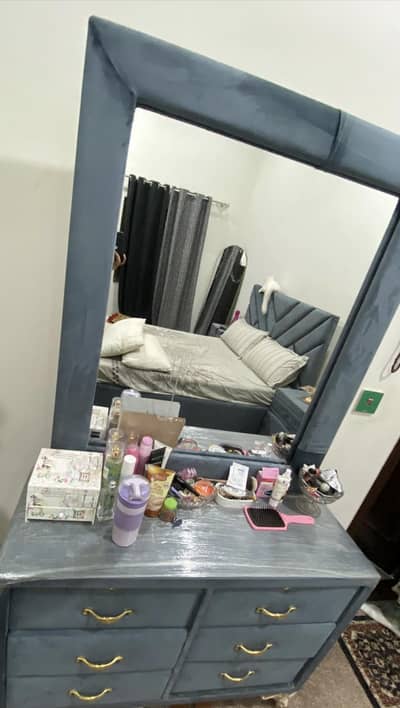 Queen Size Bed for Sale