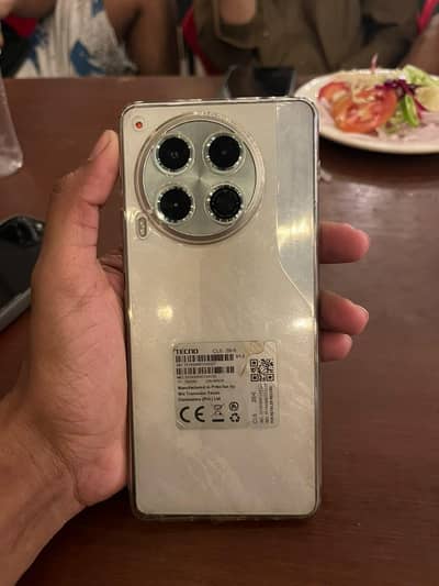 Tecno CAMON 30