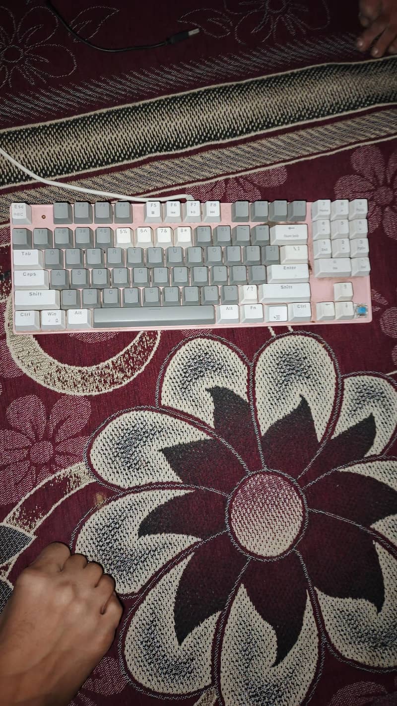 machenical gaming keyboard 70% - Computer Components - 1120558879