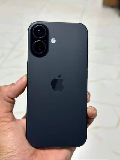 Apple iPhone 16
